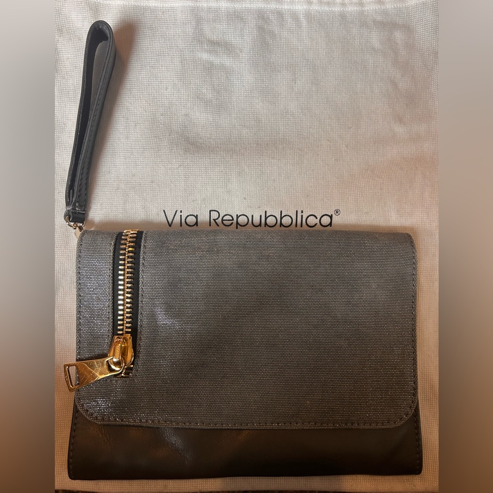 Gray Shimmery Wristlet Clutch